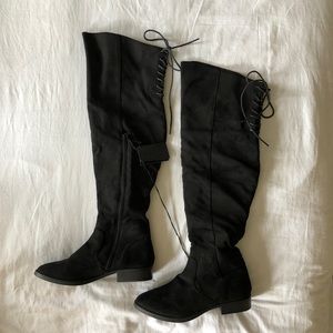 NWT - Knee High Boots Faux Suede Black Sz 7